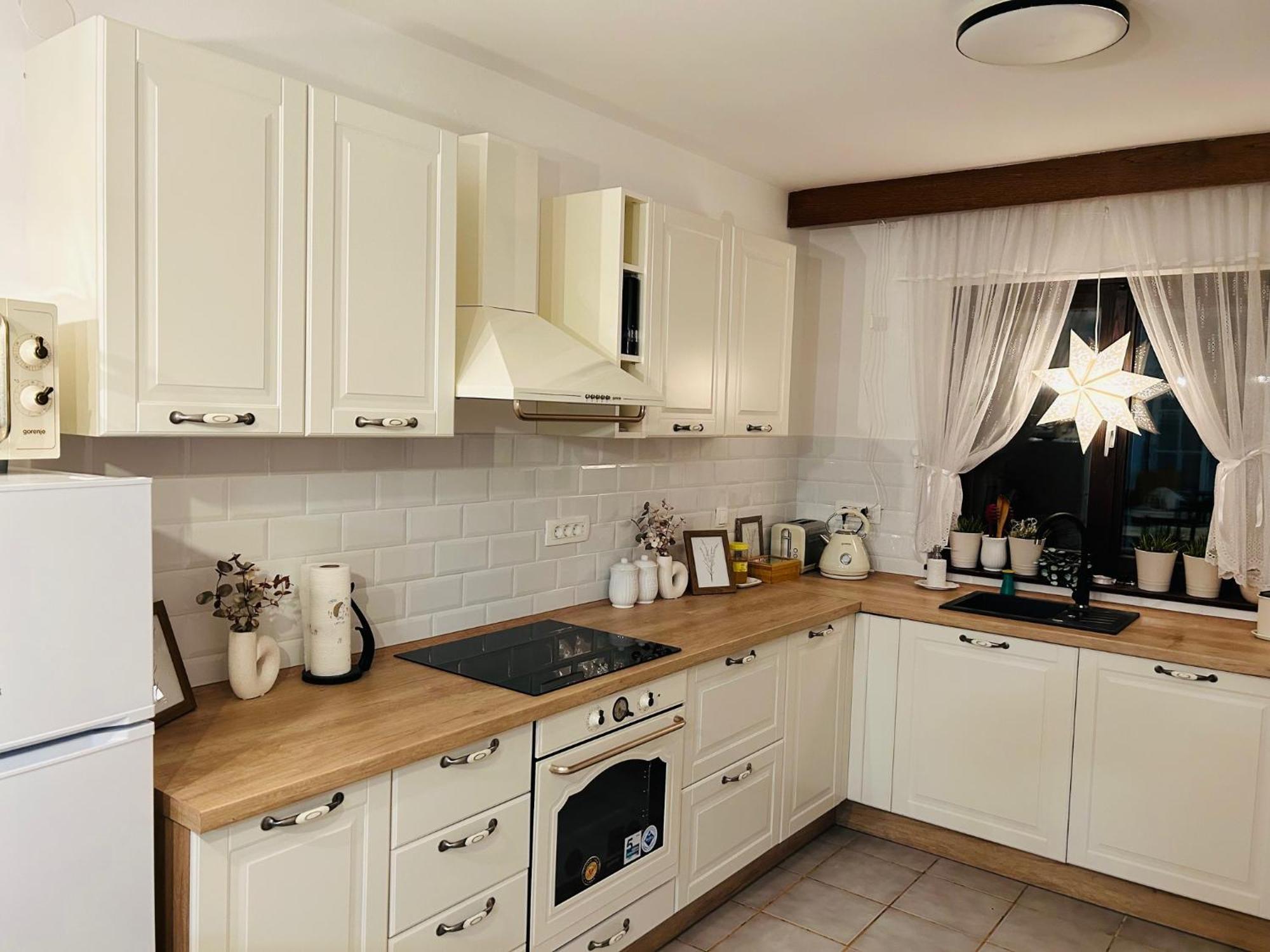 Starlight House Leilighet Bjelovar Eksteriør bilde